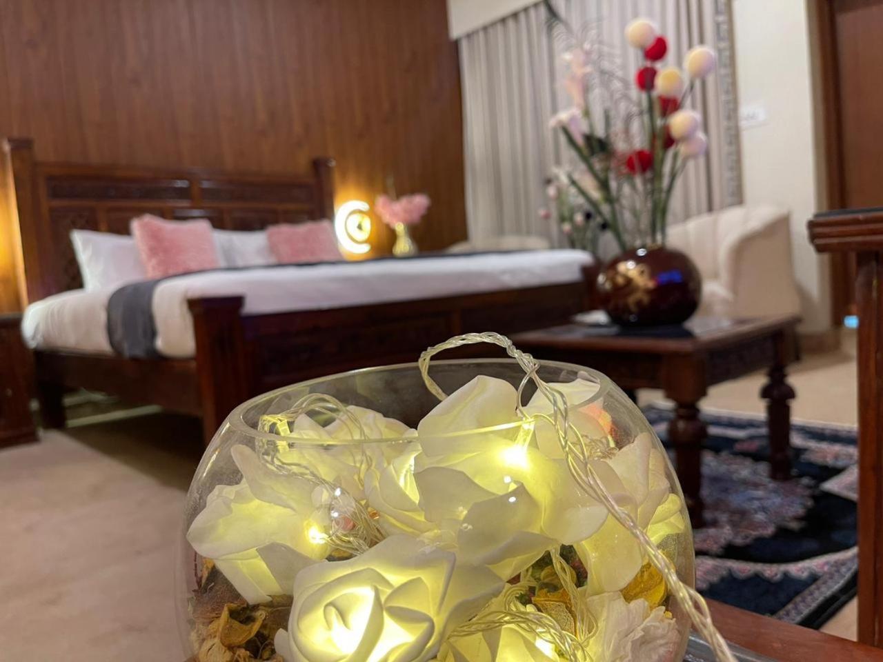 The Life Style Lodges Opp Centaurus Mall Islamabad Esterno foto