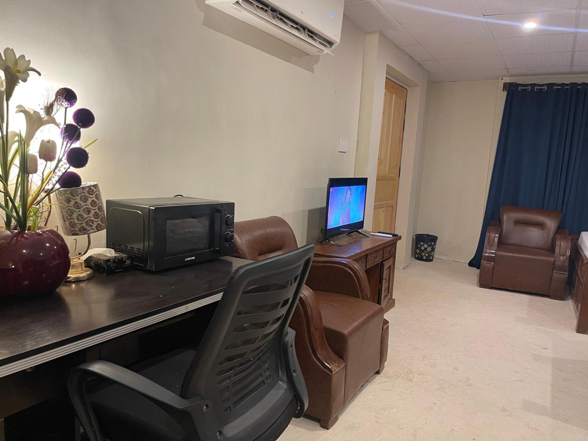 The Life Style Lodges Opp Centaurus Mall Islamabad Esterno foto